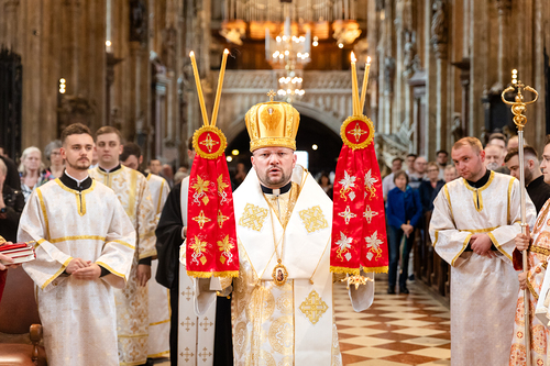 Priesterweihe Byzantinischer Ritus im Stephansdom / Erzdiözese Wien/ Schönlaub