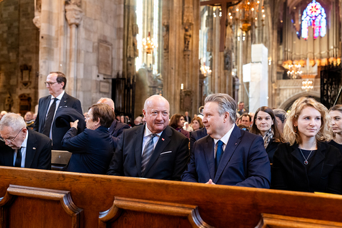 Stephansdom: Österreich nahm Abschied von Papst Franziskus / Erzdiözese Wien/ Schönlaub, Stephan Schönlaub Stephansdom: Österreich nahm Abschied von Papst Franziskus