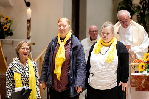 20. ÖKUMENISCHER GOTTESDIENST für Menschen mit und ohne Behinderungen / Erzdiözese Wien/ Schönlaub 20. ÖKUMENISCHER GOTTESDIENST für Menschen mit und ohne Behinderungen