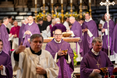 Stephansdom: Österreich nahm Abschied von Papst Franziskus / Erzdiözese Wien/ Schönlaub, Stephan Schönlaub Stephansdom: Österreich nahm Abschied von Papst Franziskus