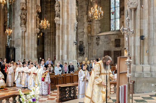 Priesterweihe Byzantinischer Ritus im Stephansdom / Erzdiözese Wien/ Schönlaub