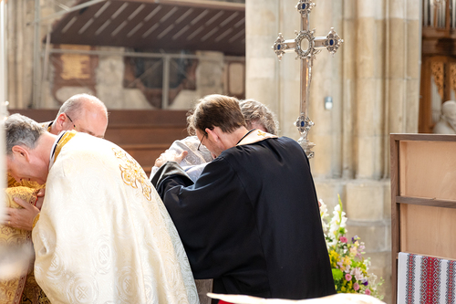 Priesterweihe Byzantinischer Ritus im Stephansdom / Erzdiözese Wien/ Schönlaub