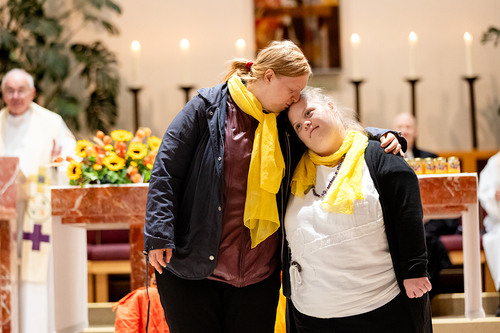 20. ÖKUMENISCHER GOTTESDIENST für Menschen mit und ohne Behinderungen / Erzdiözese Wien/ Schönlaub 20. ÖKUMENISCHER GOTTESDIENST für Menschen mit und ohne Behinderungen