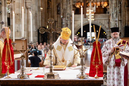 Priesterweihe Byzantinischer Ritus im Stephansdom / Erzdiözese Wien/ Schönlaub
