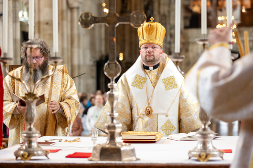 Priesterweihe Byzantinischer Ritus im Stephansdom / Erzdiözese Wien/ Schönlaub