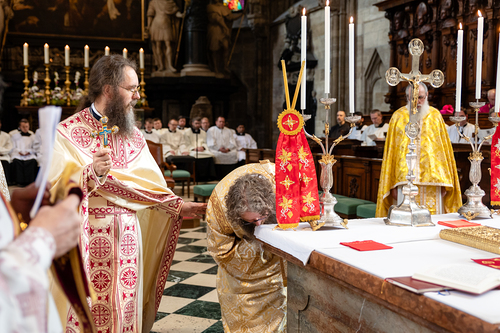 Priesterweihe Byzantinischer Ritus im Stephansdom / Erzdiözese Wien/ Schönlaub