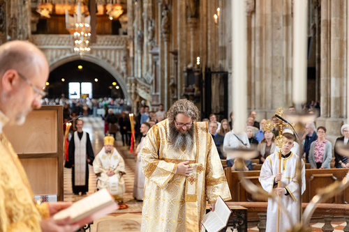Priesterweihe Byzantinischer Ritus im Stephansdom / Erzdiözese Wien/ Schönlaub