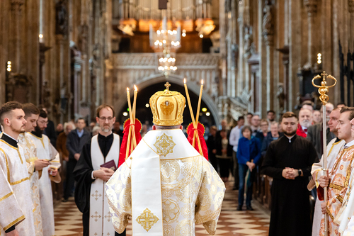Priesterweihe Byzantinischer Ritus im Stephansdom / Erzdiözese Wien/ Schönlaub