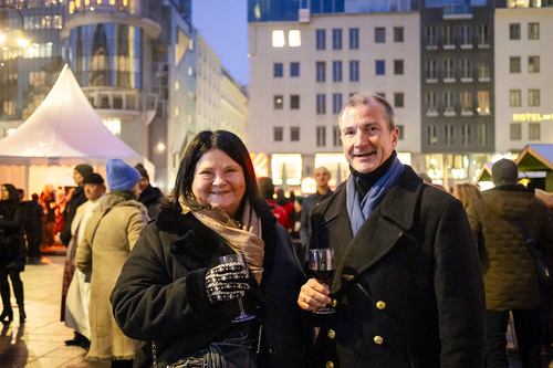 Agape Bischofsweihe / Erzdioezese Wien/ Hafellner Bischofsweihe Grünwidl