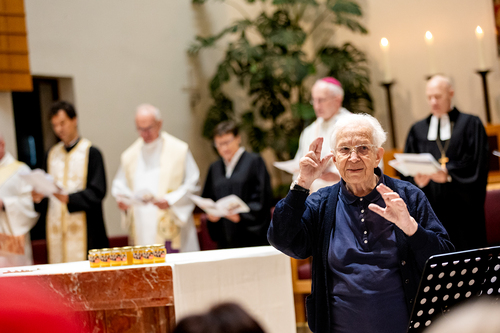 20. ÖKUMENISCHER GOTTESDIENST für Menschen mit und ohne Behinderungen / Erzdiözese Wien/ Schönlaub 20. ÖKUMENISCHER GOTTESDIENST für Menschen mit und ohne Behinderungen